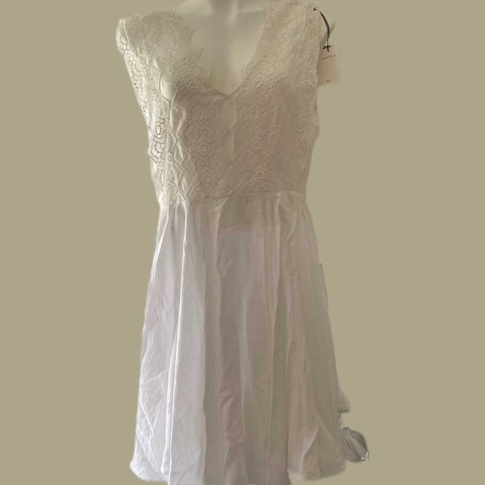 Lace Detail Sleeveless Dress